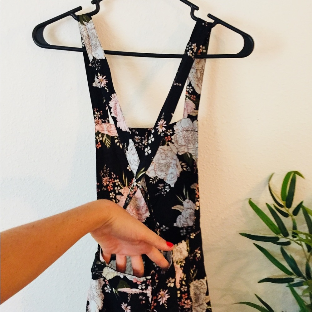 Floral Romper - Picture 3 of 3